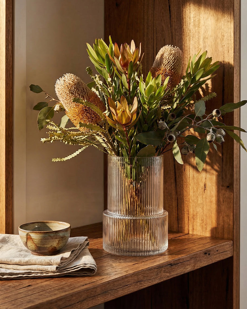 Glass Ribbed Vase Clear (20cm)