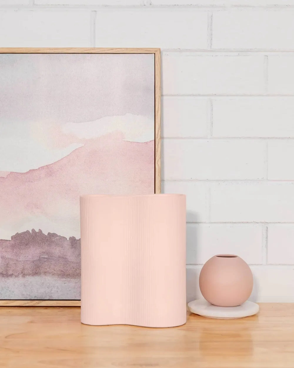 Wave Vase - Pink