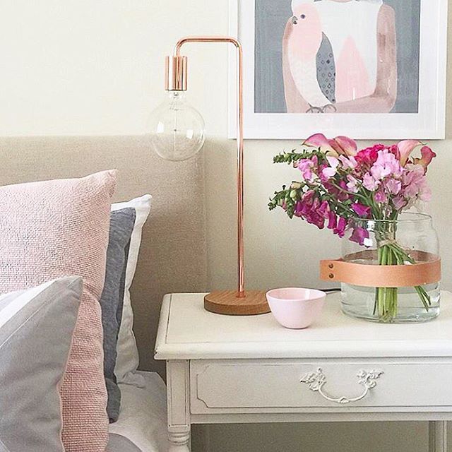 How to decorate your home with flowers