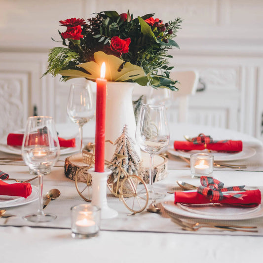 Top 4 centrepiece ideas to spruce up your Christmas table