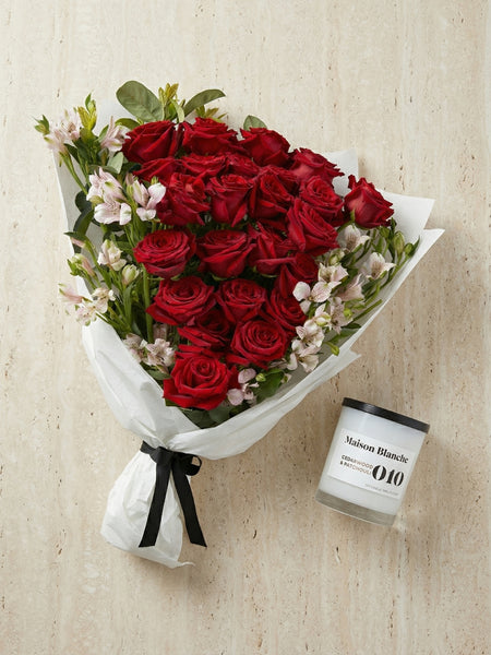 Amour Bouquet + Candle Bundle