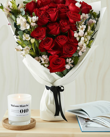 Amour Bouquet + Candle Bundle