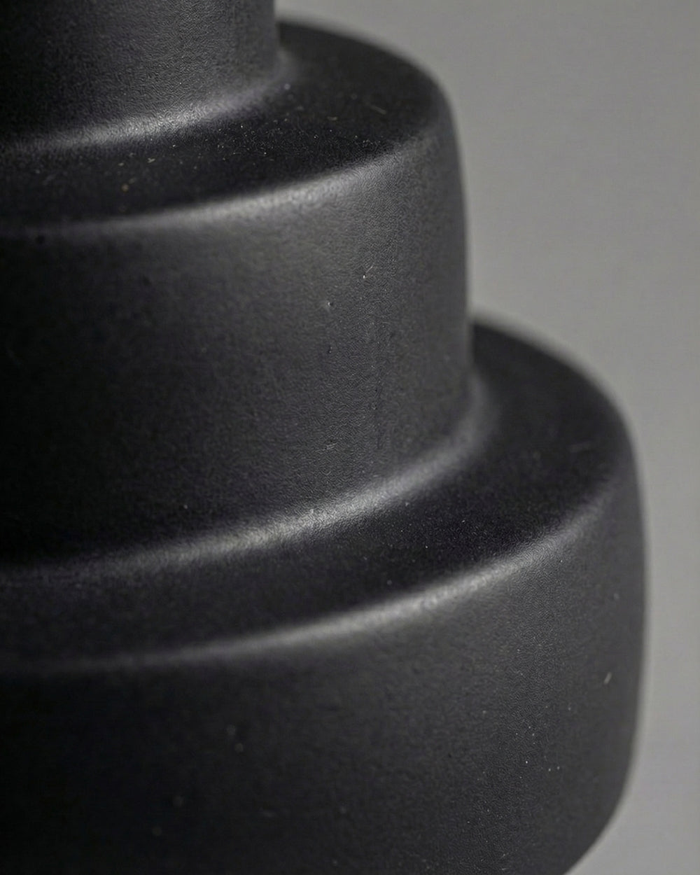 Stacked Totem Vase (Black)