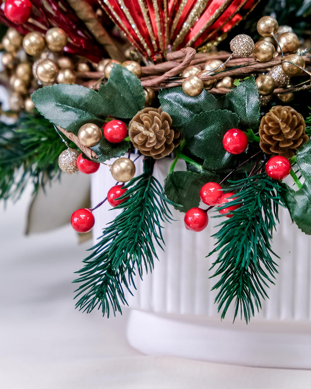 Everlasting Christmas Table Centrepiece
