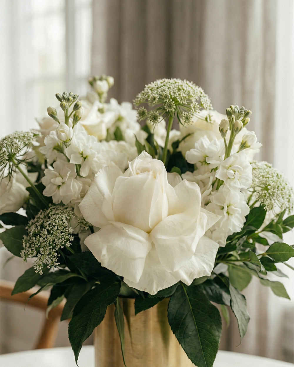White Centrepiece - Large