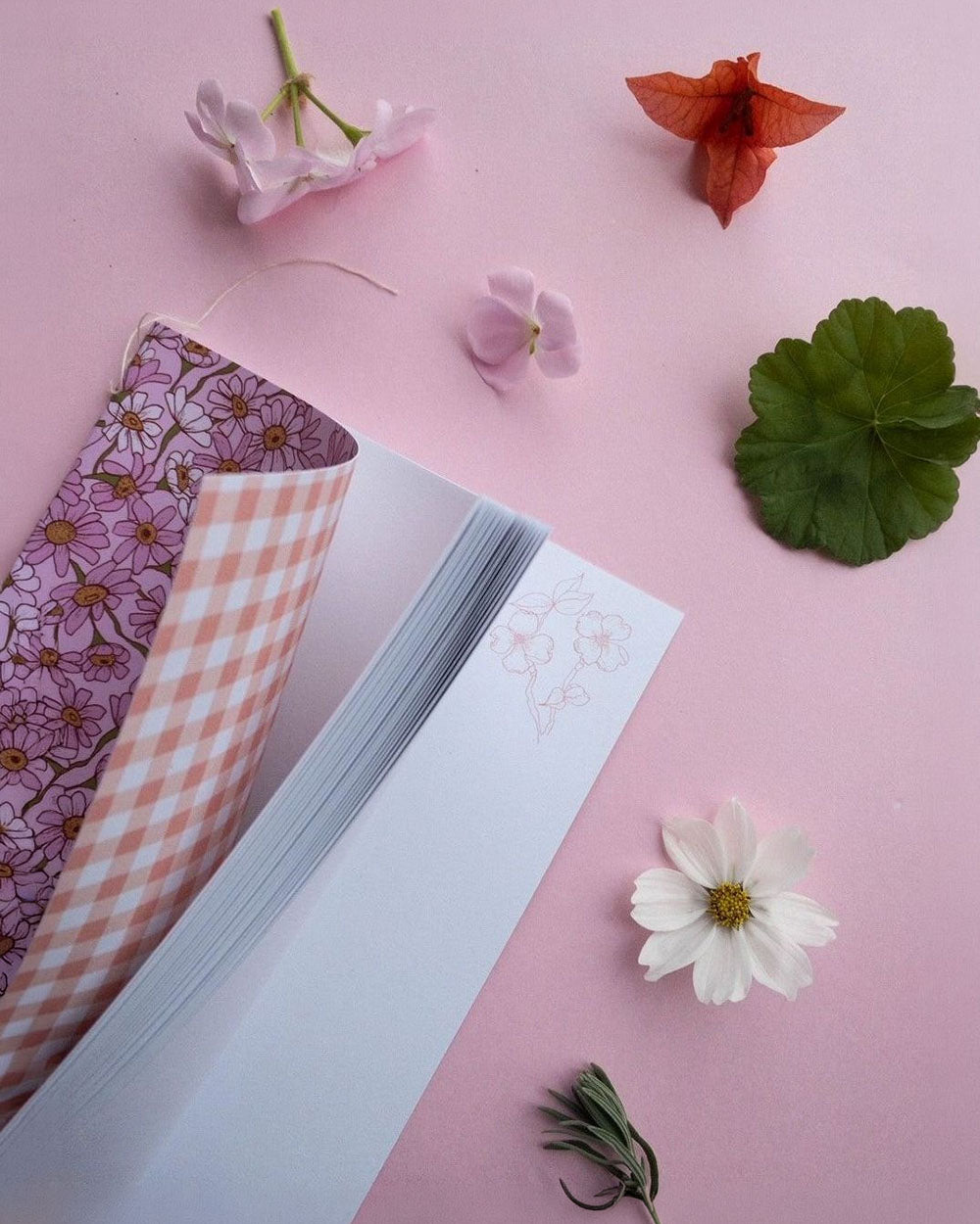 This On Paper Notebook Chamomile 2