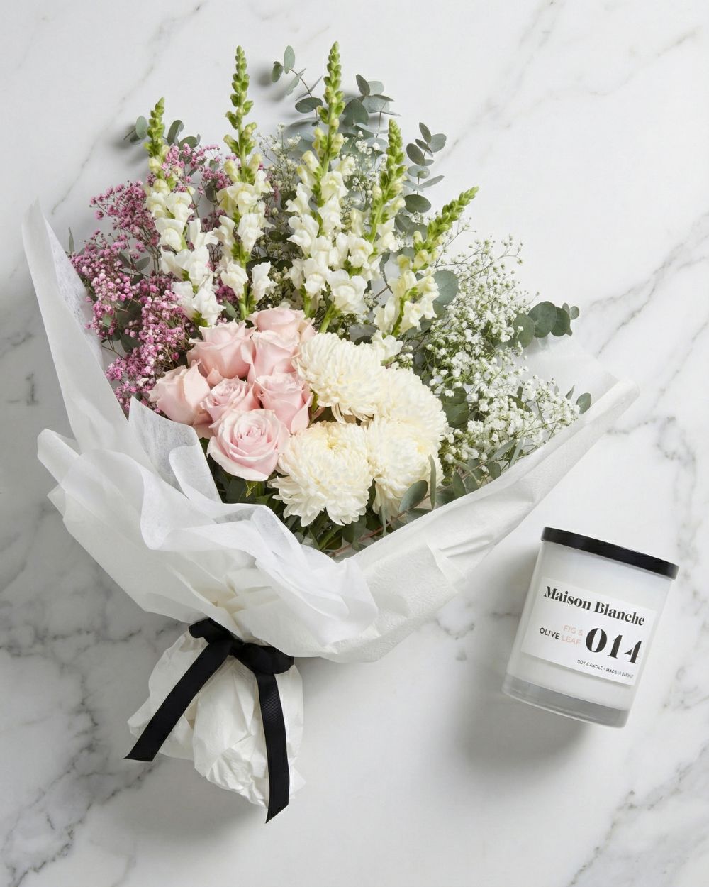Osaka Bouquet + Candle Bundle