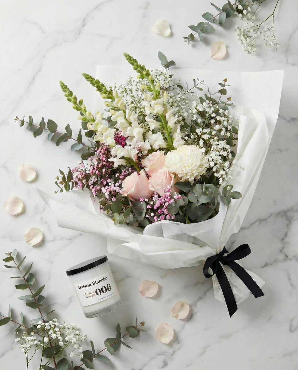 Osaka Bouquet + Candle Bundle